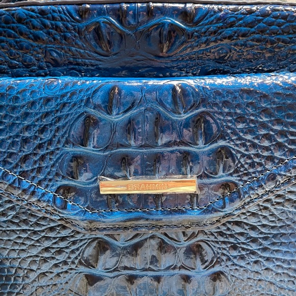 Brahmin Shea Crossbody💙NWT💙 - Picture 10 of 15